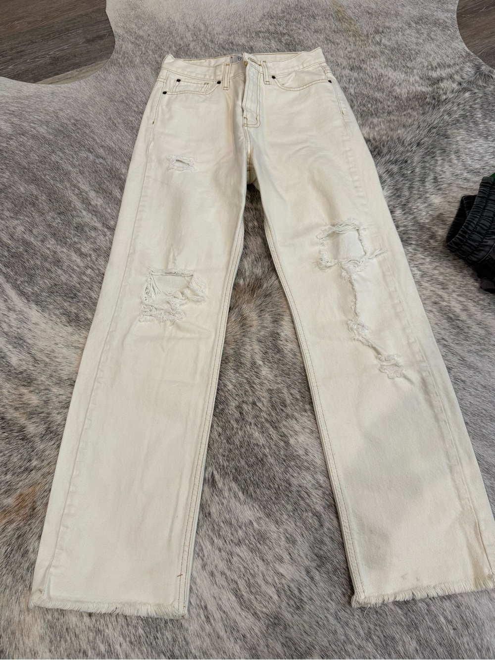 BDG Off-White “cowboy” Distressed Jeans